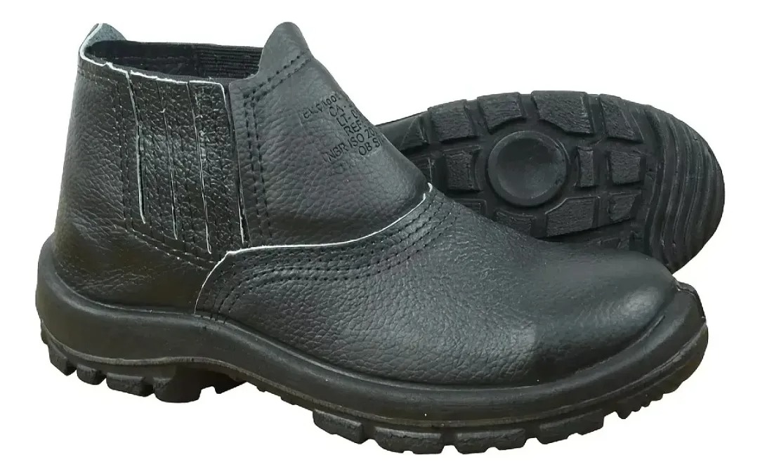 Bota de Couro com Elástico